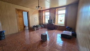 Casă / Vilă cu 5 camere de vânzare în zona Central - imagine 9