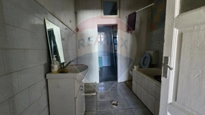 Casă / Vilă cu 5 camere de vânzare în zona Central - imagine 6