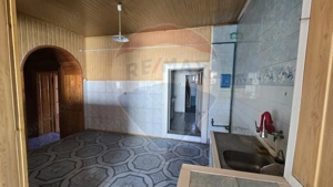 Casă / Vilă cu 5 camere de vânzare în zona Central - imagine 7