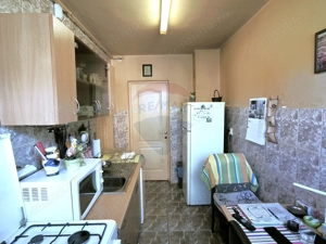 Apartament cu 3 camere decomandate, etaj 2 - cartier Gura Campului - imagine 8