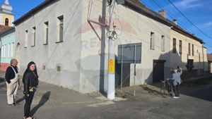 Casă / Vilă cu 5 camere de vânzare în zona Central - imagine 14