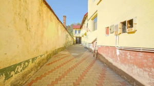 Casă individuală + corp secundar, 475 mp utili, Codlea - imagine 5