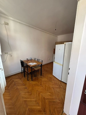Apartament cu cameră , Centru  - imagine 8