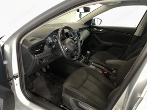 Skoda Scala - imagine 5