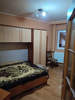 Vând apartament 2 camere decomandat zona Vidin  - imagine 10