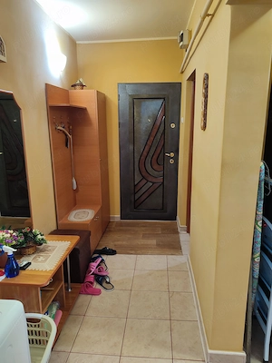 Vând apartament 2 camere decomandat zona Vidin  - imagine 5