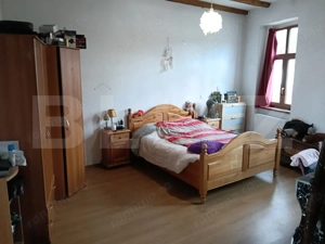 Casă Iin Shighisoara cu Potențial Turistic Maxim - imagine 4