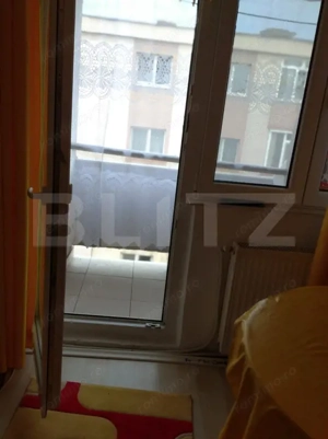 Garsonieră decomandată, renovată complet, zonă centrală – Simeria - imagine 7