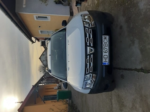 Vând Duster 2014 , 1,6 16v benzină 231000 km ,  - imagine 3