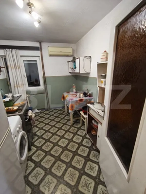Apartament 3 camere la etajul 1 renovabil in Nufarul - imagine 8