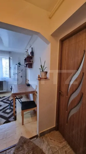 Garsonieră decomandată, mobilată și utilată – Micro 14, etaj 3, zonă liniștită - imagine 9
