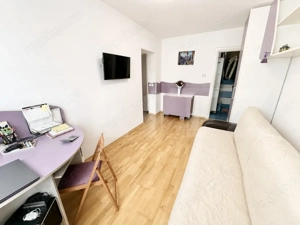 Apartament cu 2 camere, baie cu geam, etaj 3, zona Cetate - imagine 3