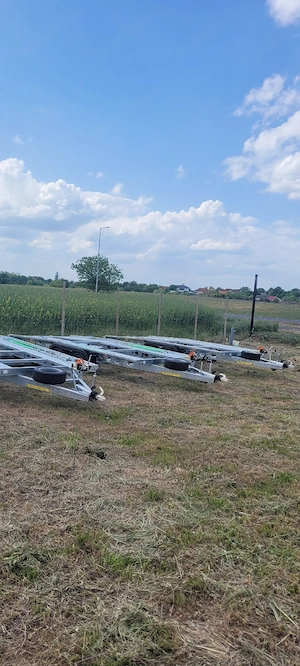 inchirieri platforme trailere auto