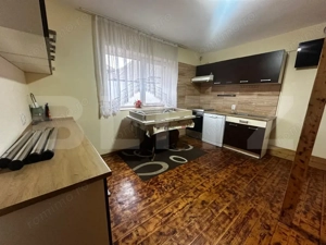 Casa individuala cu 4 camere si teren 640mp,Vintul de jos - imagine 3
