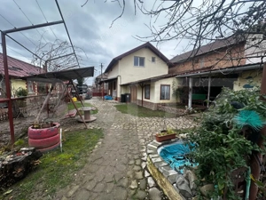 Casa individuala cu 4 camere si teren 640mp,Vintul de jos