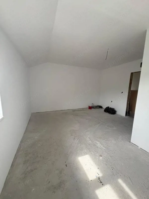 Garsonieră, 22 mp, etaj 2, orientare sud-vestică, zona Tăuții de Sus  - imagine 2