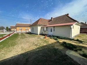 CASA in Seini Ideală pentru cei care caută liniște, spațiu și confort modern! - imagine 5