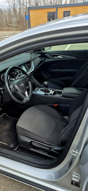 Opel Insignia 1.5 benzina 2019 - imagine 2