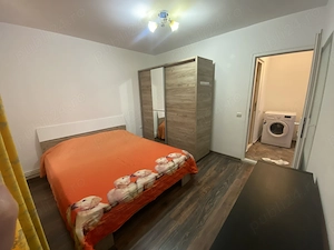 Apartament 2 camere, decomandat, Et 1 zona C5 langa liceul Pedagogic. - imagine 3
