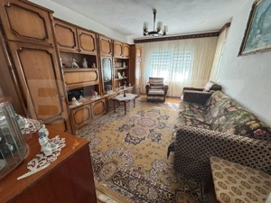 Apartament 3 camere, decomandat, 64 mp, etaj 3 – balcon mare, zona Miro 11