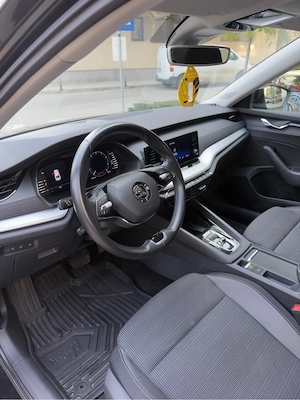 Skoda Octavia 4 HYBRID - imagine 2