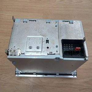 Audi Concert EU B7 Radio 8E0035186AK BVX   Original OEM   Deblocat   De Vanzare - imagine 4