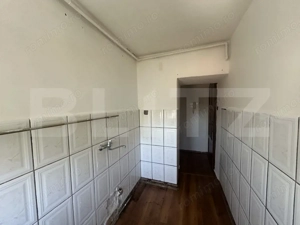 Apartament cu 2 camere, etaj 4, zona 14 Mai - imagine 12