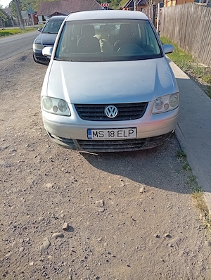 Vând Touran 1.9 TDI 