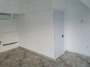 Închiriez  spatiu comercial in zona centrala. - imagine 2