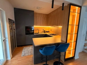 Casă modernă complet renovată, cu curte amenajată și sisteme inteligente - imagine 20