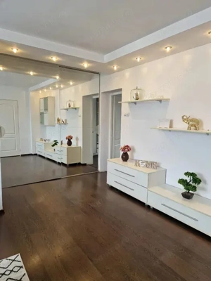 Apartament de vanzare, 2 camere, 50 mp, zona centrala! - imagine 2