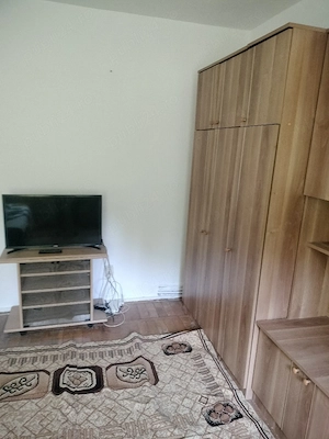 Dau in chirie apartament cu o cameră 