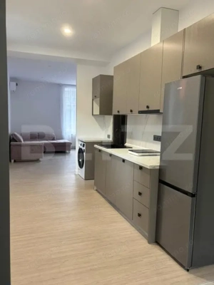 Apartament ultracentral de vanzare  – lângă parc  - imagine 7