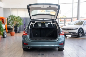 BMW Seria 3 320 xDRIVE - imagine 10