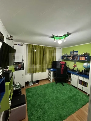 Apartament spațios de vânzare – 4 camere, 110 mp, zona Lama - imagine 11