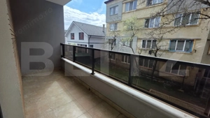 Apartament 2 camere, langa Winmarkt  - imagine 9