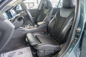 BMW Seria 3 320 xDRIVE - imagine 20
