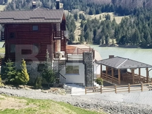 Cabana cu accesc la lac, 1400mp teren Colibita