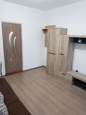 Garsoniera de inchiriat zona CET