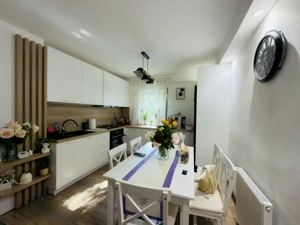 Apartament 3 camere, decomandat, etaj 1, zona Aradului  - imagine 16