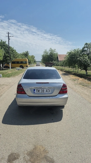 Mercedes w211  2.2 cdi  AUTOMAT  - imagine 4