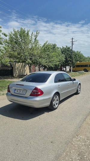 Mercedes w211  2.2 cdi  AUTOMAT  - imagine 5