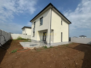 Teren 350mp - 4 Camere 3 Bai- Berceni - Gata de mutat - imagine 20