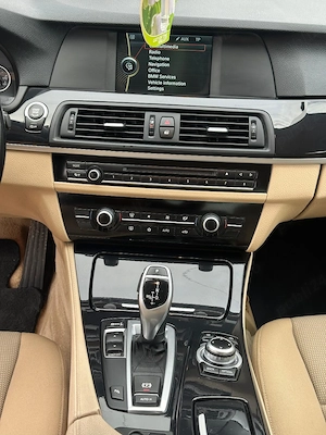 Bmw f10 520i 2.0 benzina an 2012 automata unic proprietar fiscal pe loc - imagine 10
