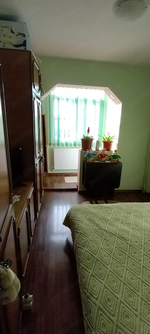 Apartament 2 camere semidecomandat zona centrala - imagine 7