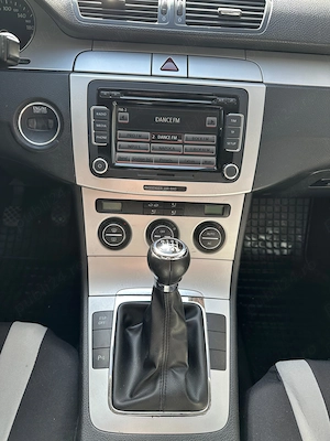 Volkswagen Passat 2.0 TDI Comfortline DPF - 2 Volkswagen Passat 2.0 TDI Comfortline DPF - 3 Volkswag - imagine 4