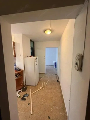 Dambu Pietros - Vanzare apartament 3 camere - Str. Petru Dobra - imagine 4
