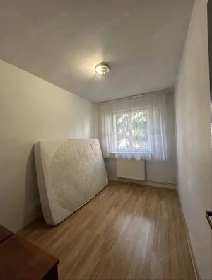 Dambu Pietros - Vanzare apartament 3 camere - Str. Petru Dobra - imagine 8