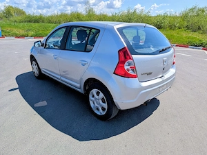 Dacia Sandero 1.4 MPI Laureate - imagine 3