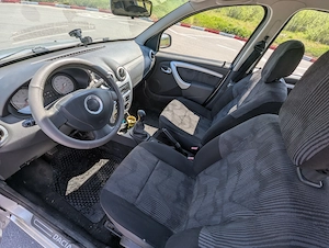 Dacia Sandero 1.4 MPI Laureate - imagine 4